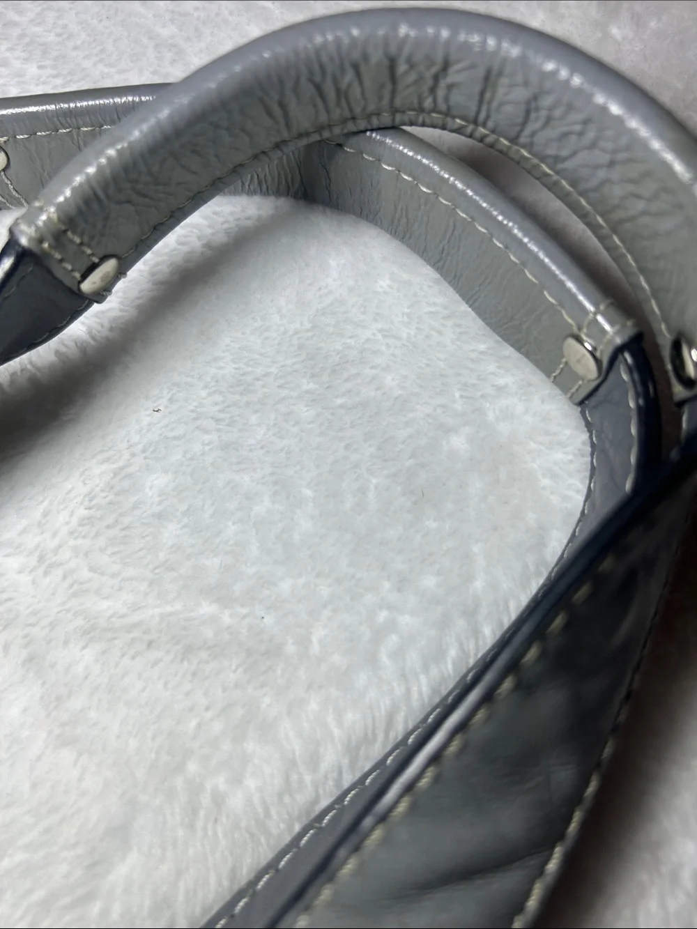 Coach Signature Canvas Shoulder Bag in Light Gray and Cream - Picture 3 of 9